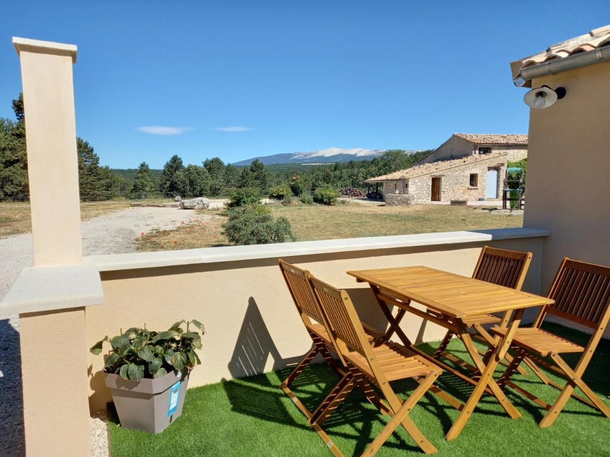 A Ventoux Yourte Monieux Екстериор снимка